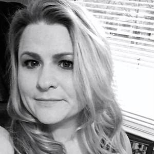 Meet your Posher, Clair